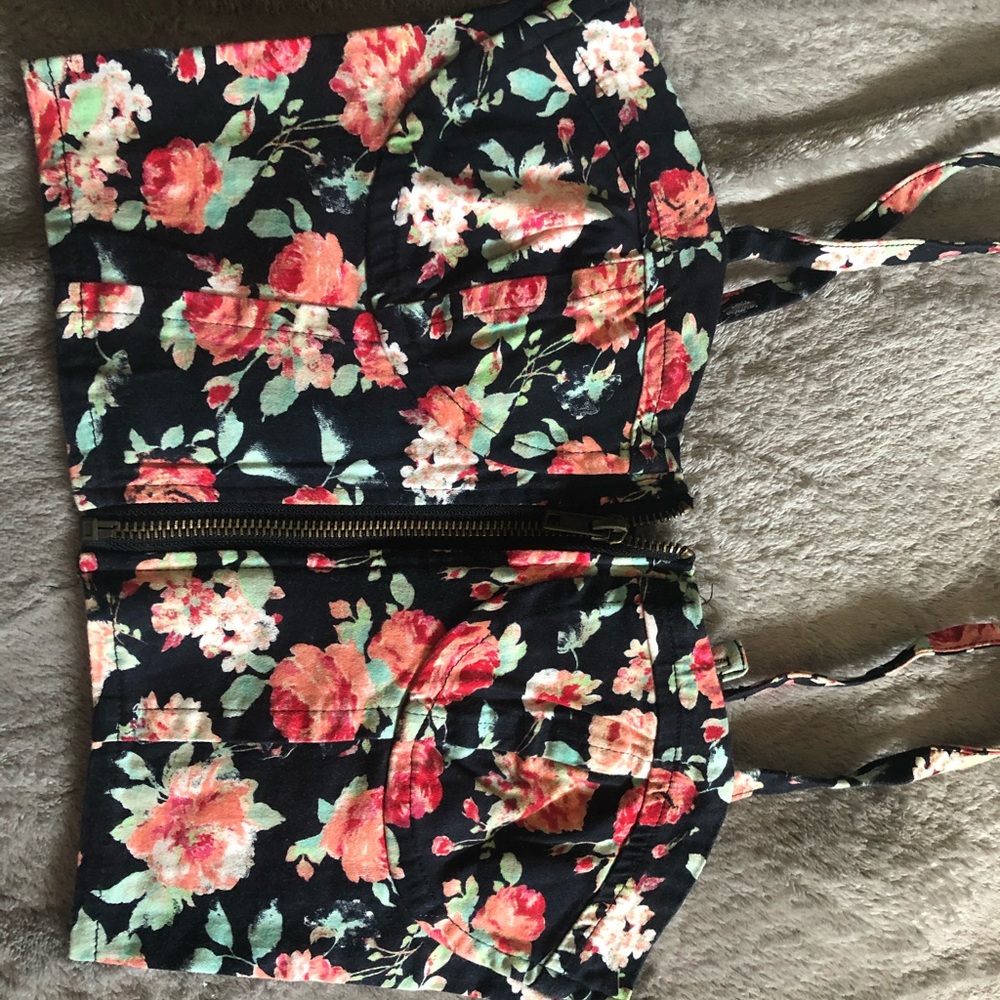 Size small